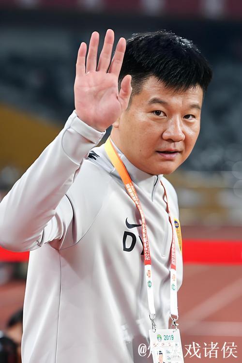 辽宁铁人主帅李金羽获评中甲最佳教练 辽宁铁人主帅李金羽获评中甲最佳教练