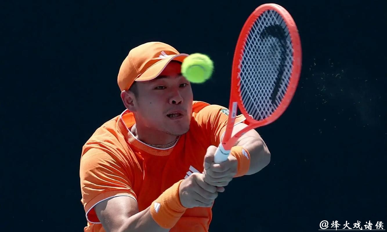 吴易昺3比1战胜纳尔迪 晋级澳网次轮