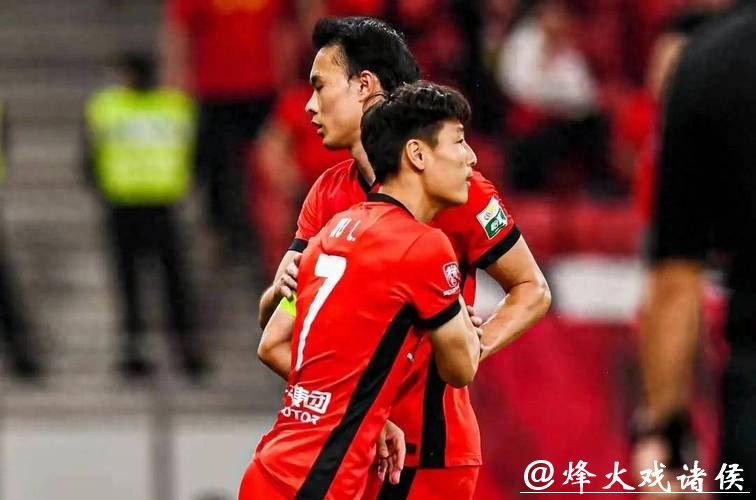 莱昂纳多、蒋光太、武磊、刘若钒和王振澳未登场，国际热身赛暴露海港伤病潮